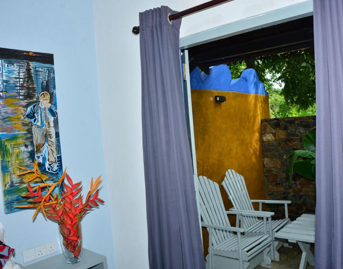 View Guesthouse & Bistro At Goyambokka Tangalle Extérieur photo